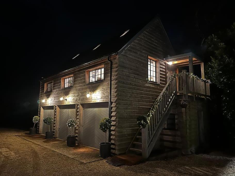 Ferienwohnung The Coach House Alderbury Exterior foto