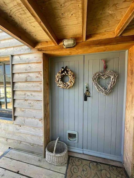Ferienwohnung The Coach House Alderbury Exterior foto