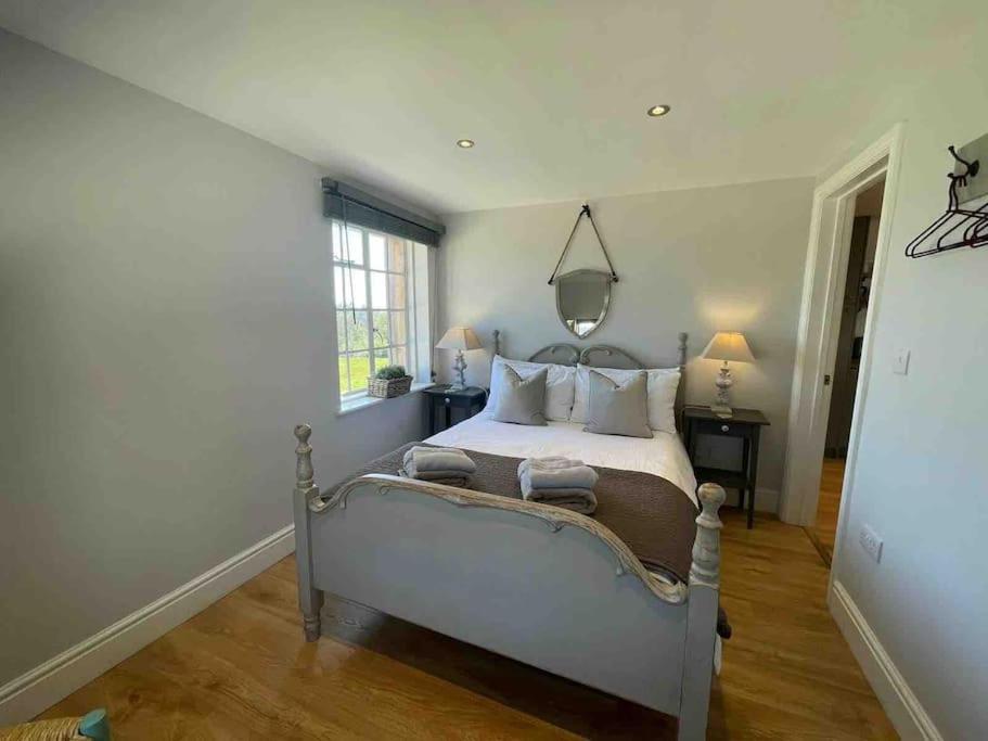 Ferienwohnung The Coach House Alderbury Exterior foto