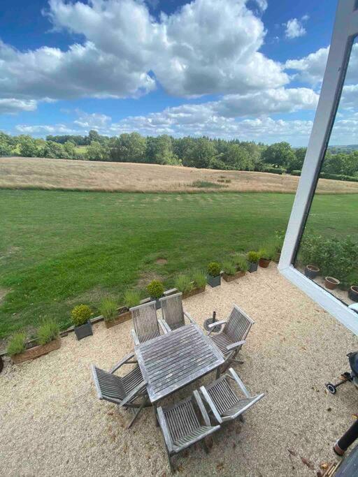 Ferienwohnung The Coach House Alderbury Exterior foto